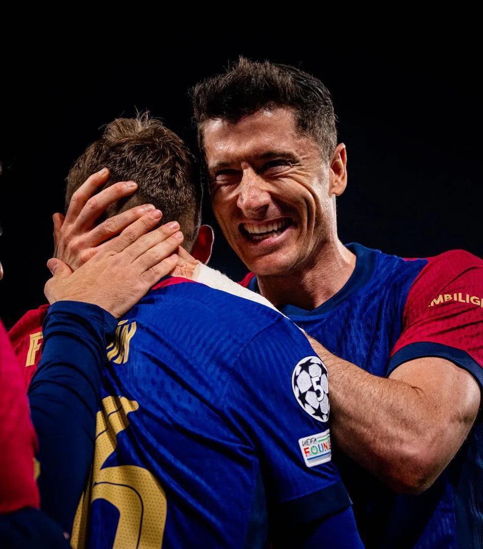 包含欧预赛紧张角逐间关键博弈，谁将笑到最后的词条