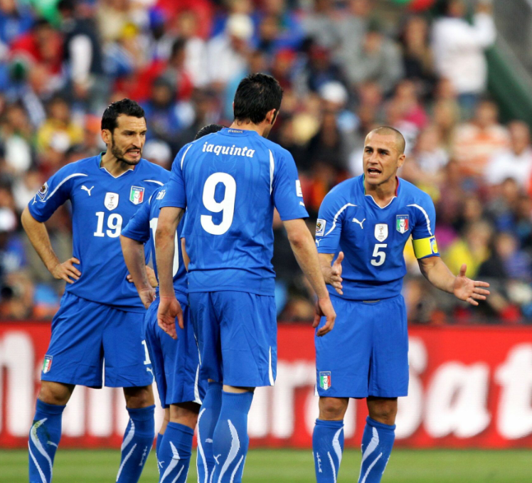 波兰力克斯洛伐克，保持不败