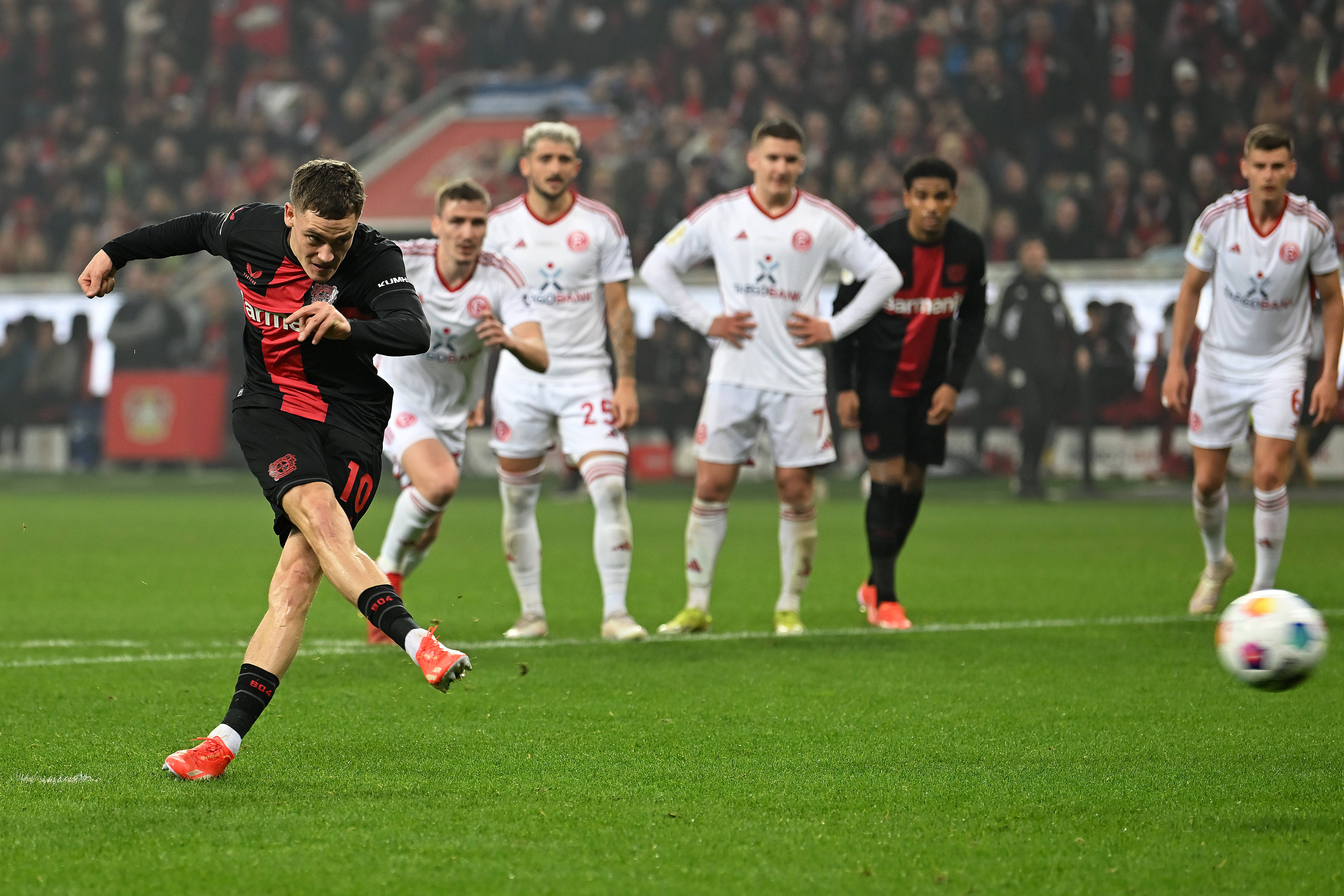 德国队在比赛中表现出强大的实力