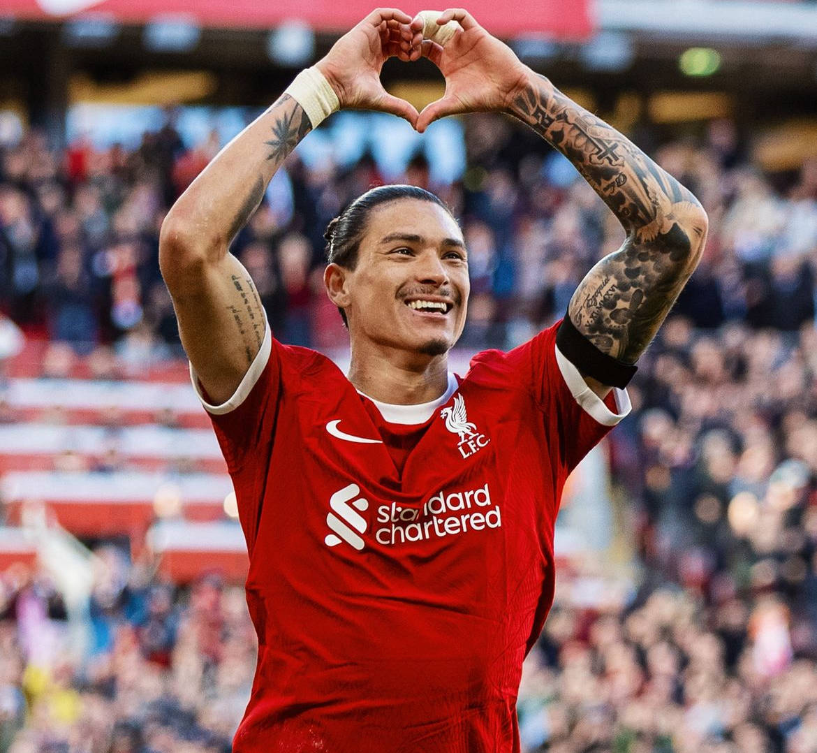 包含利物浦锋线危机，欧战出局前途未卜的词条