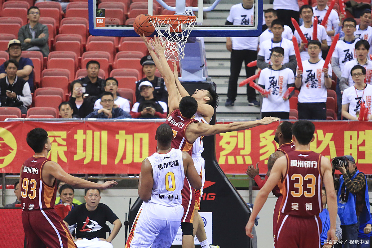 关于全球篮球迷热切期待着一场场激动人心的比赛的信息