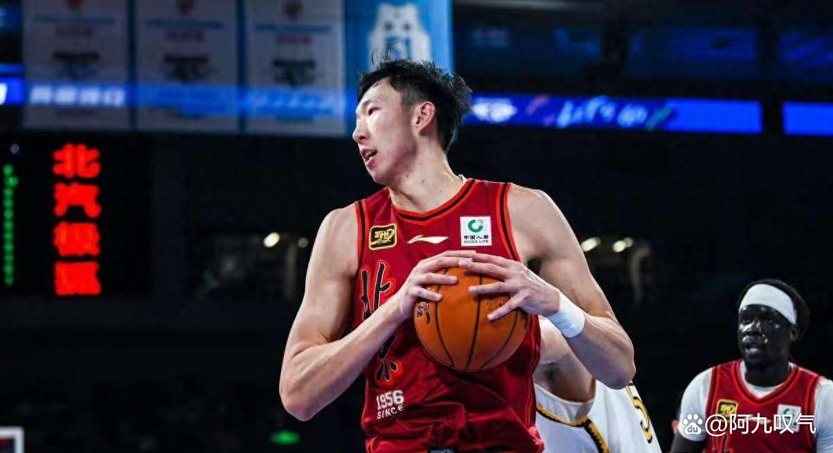 广东不敌新疆遭遇两连败胡金秋三双表现力挽狂澜的简单介绍