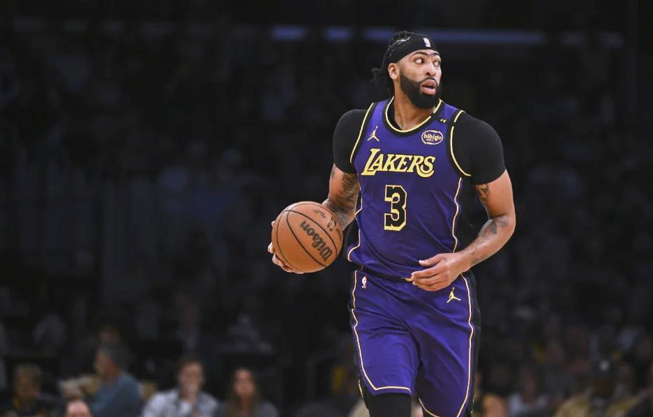 湖人力克步行者，取得关键胜利