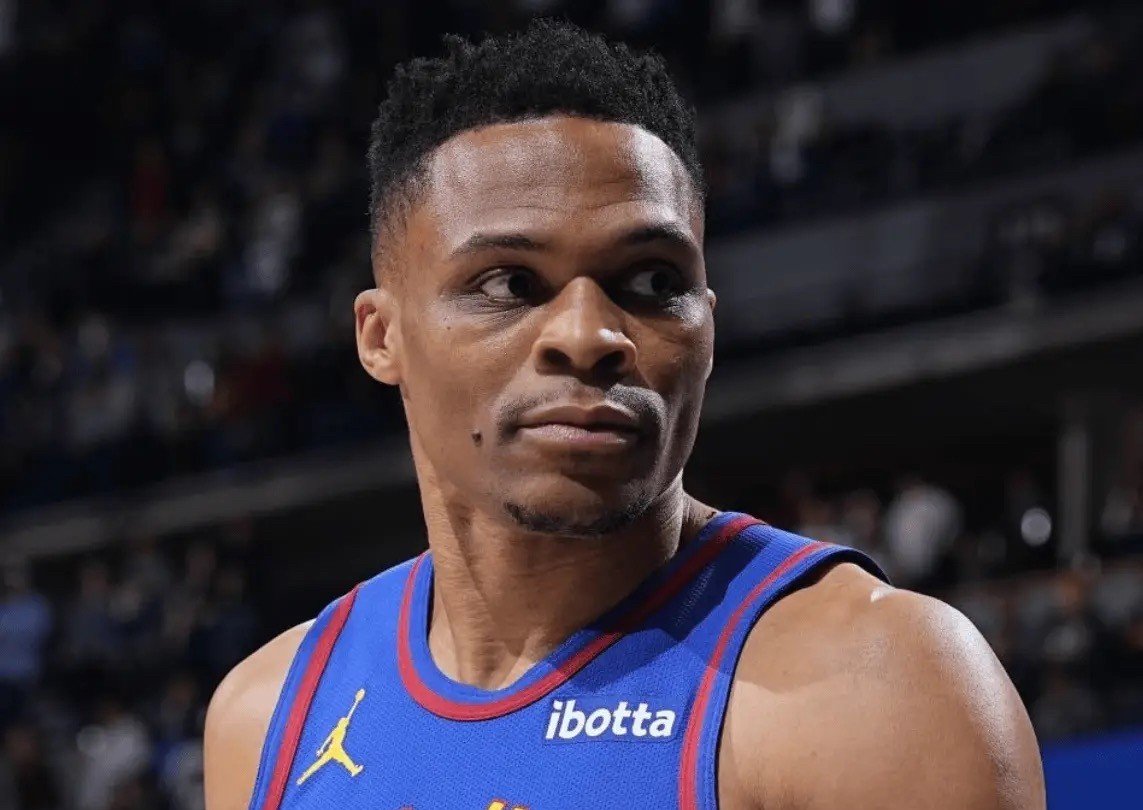 关于威少20+13,雷霆大胜老鹰的信息 关于威少20+13,雷霆大胜老鹰的信息