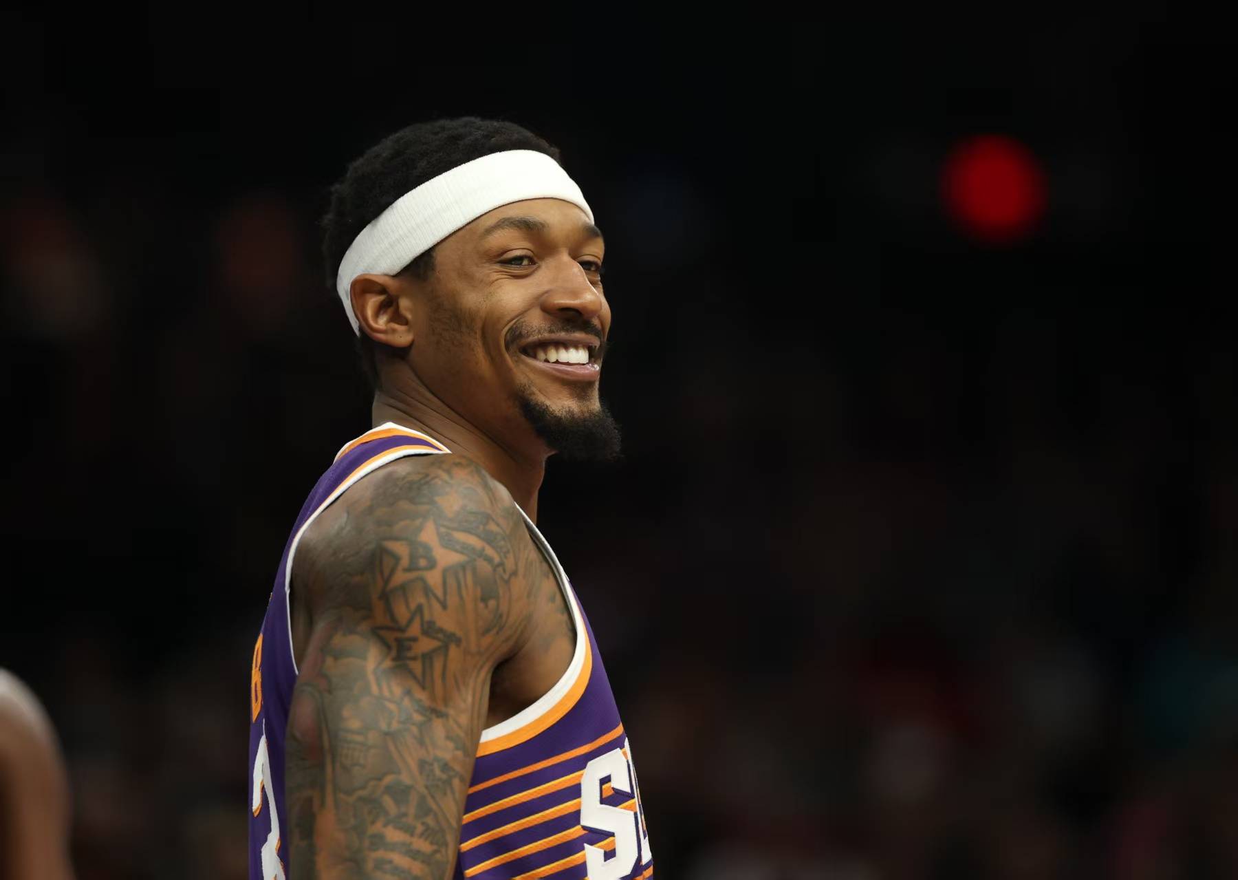 太阳力克公牛，取得三连胜